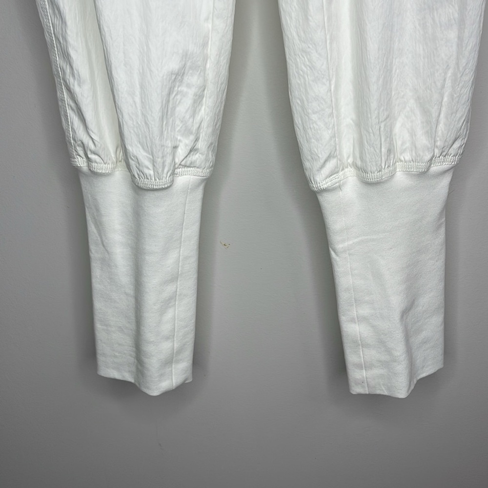 FP Movement NWT On the Road Pants White Size XS - Picture 4 of 9